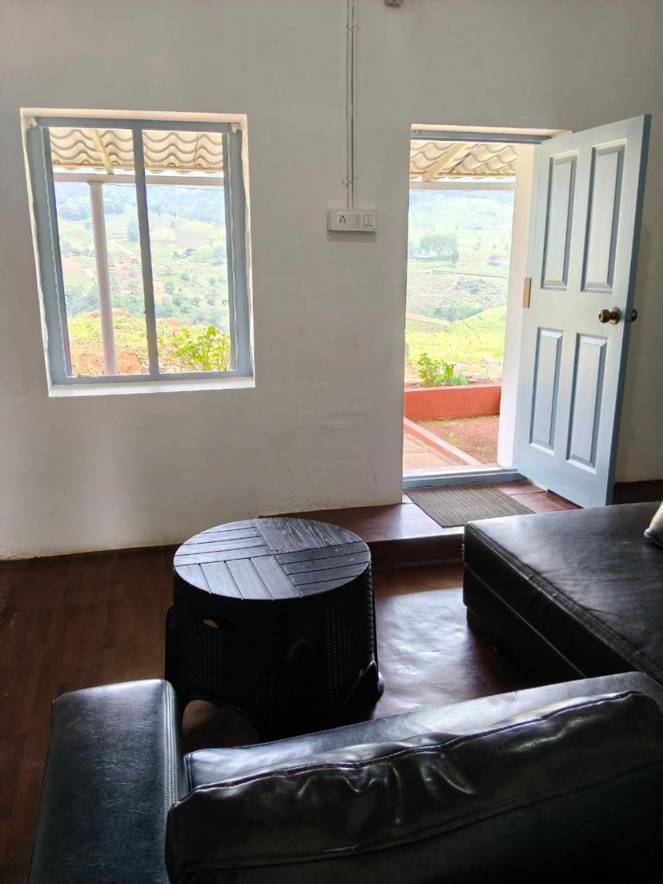 Moksha Infinity Valley Kotagiri Bilik gambar